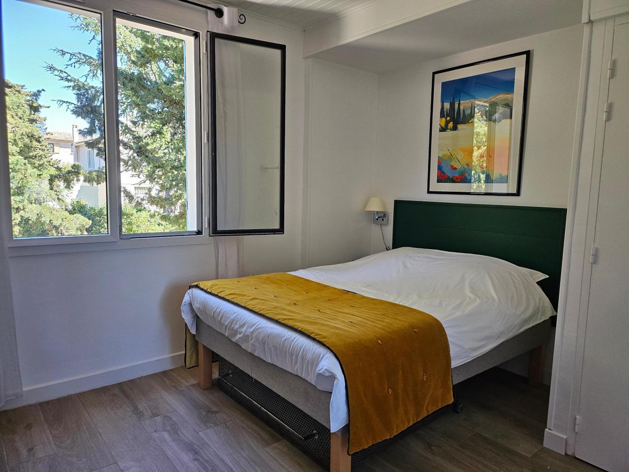 Bed and Breakfast La Luberonne Lourmarin Exterior foto