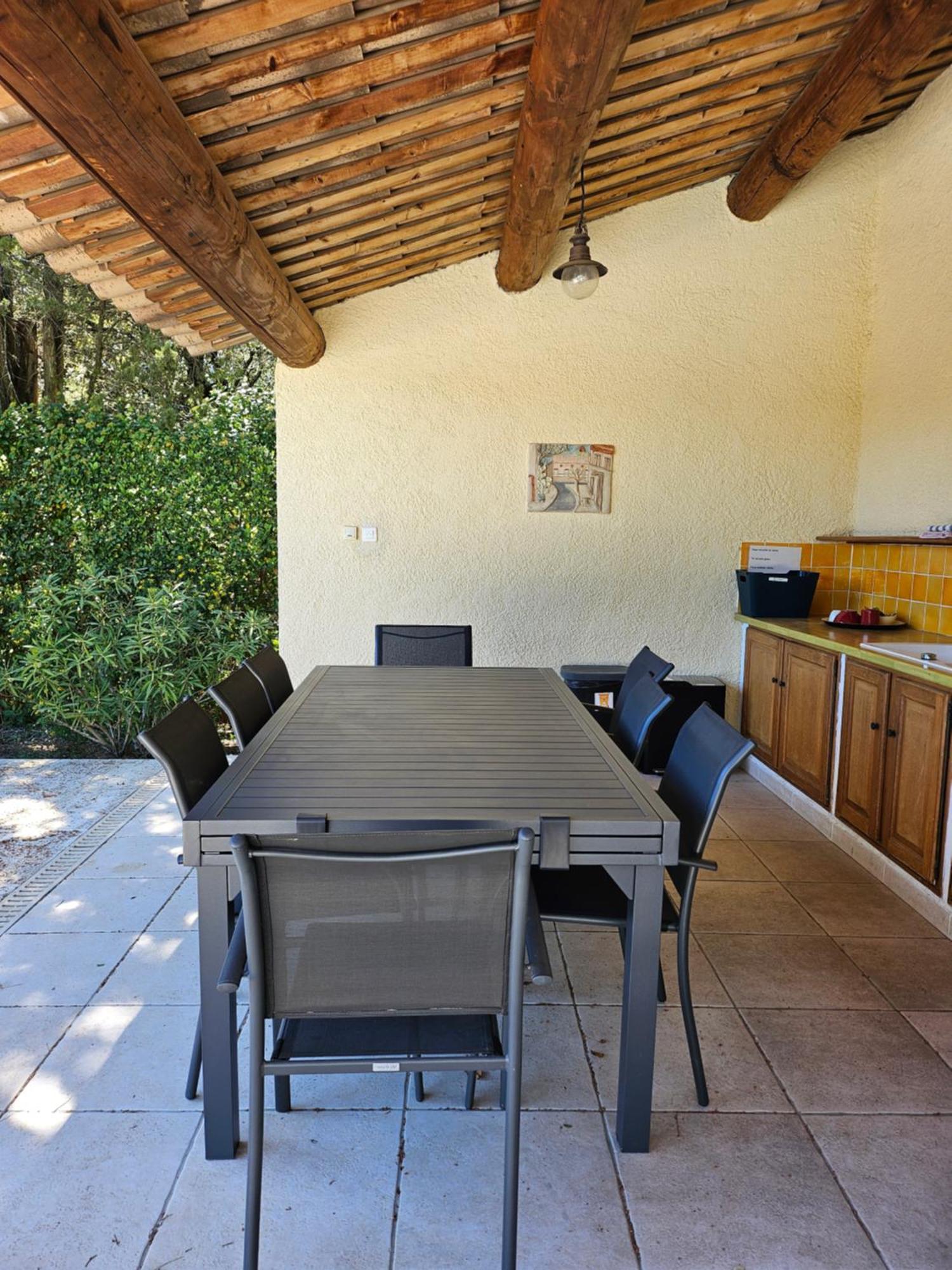 Bed and Breakfast La Luberonne Lourmarin Exterior foto