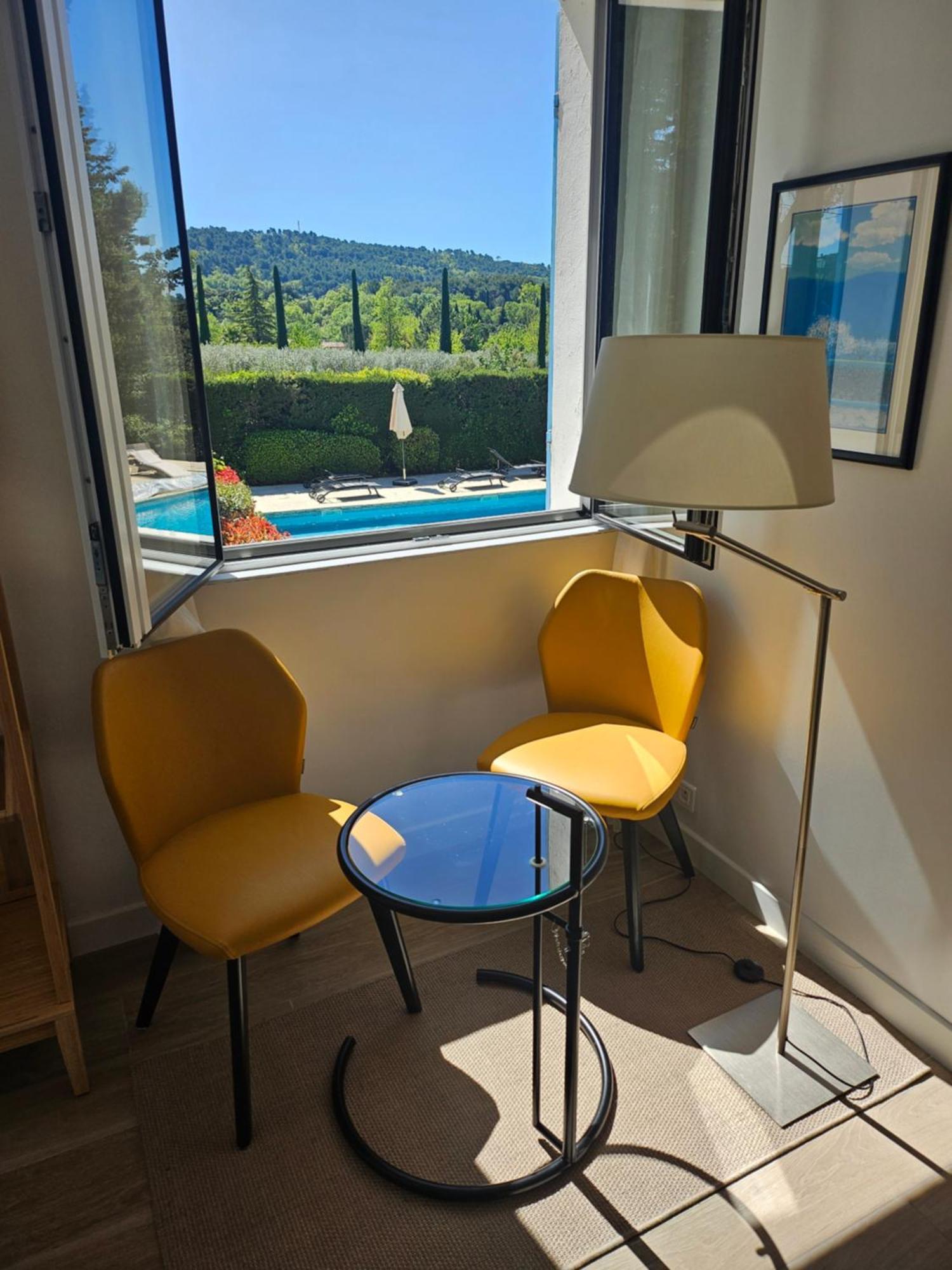 Bed and Breakfast La Luberonne Lourmarin Exterior foto