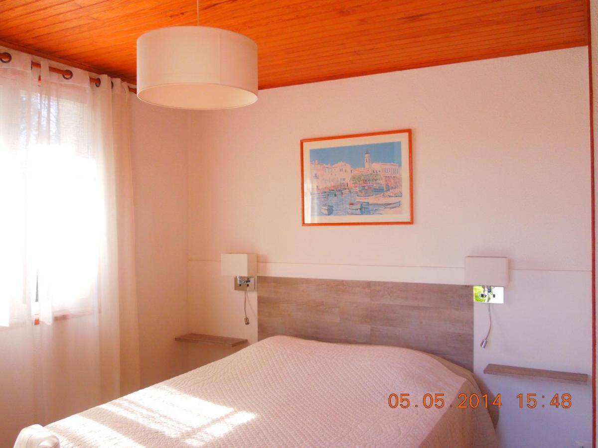 Bed and Breakfast La Luberonne Lourmarin Exterior foto