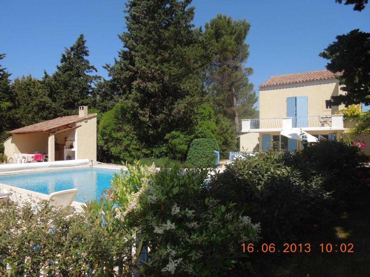 Bed and Breakfast La Luberonne Lourmarin Exterior foto