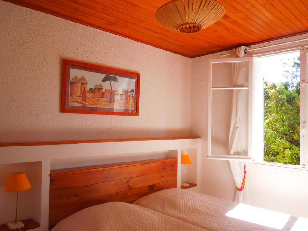 Bed and Breakfast La Luberonne Lourmarin Exterior foto