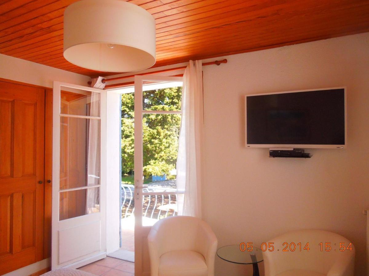 Bed and Breakfast La Luberonne Lourmarin Exterior foto