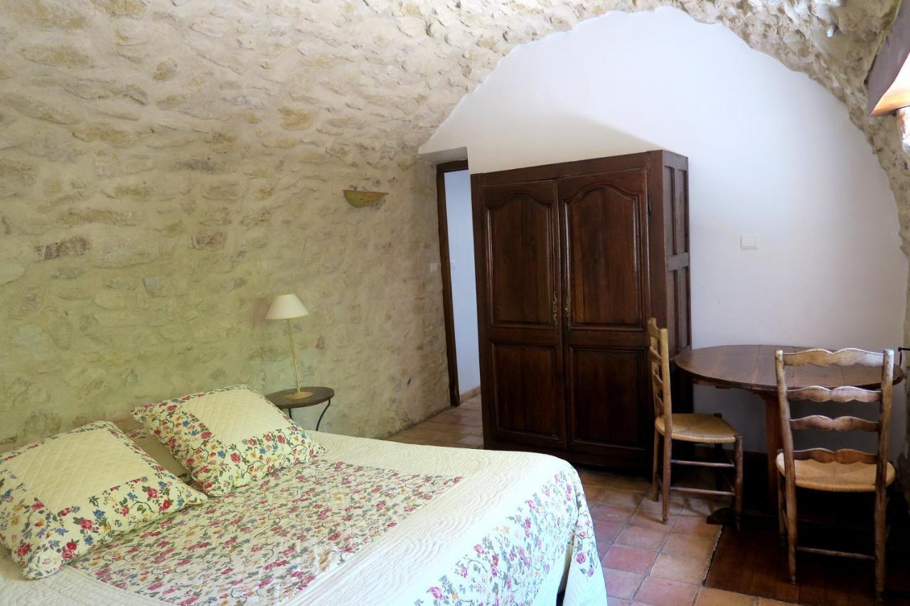 Bed and Breakfast La Luberonne Lourmarin Exterior foto